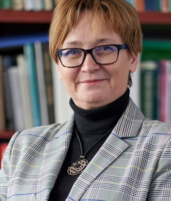 dr hab. Joanna Kruczalak-Jankowska